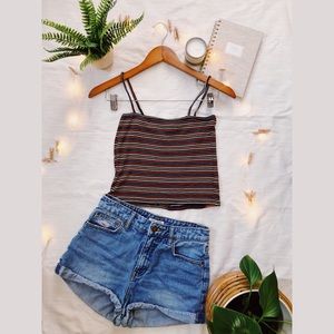 Volcom Crop Top 🎁 FREE GIFT Included